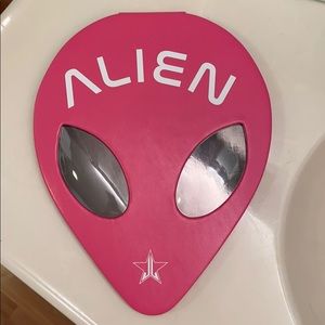 Jeffree Star Alien Pallette